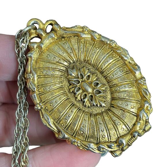 Vintage Max Factor Locket Pendant Necklace Gold Tone Solid Perfume Roses READ - Picture 7 of 11